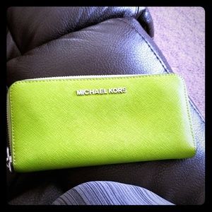 Michael Kors lime full size wallet